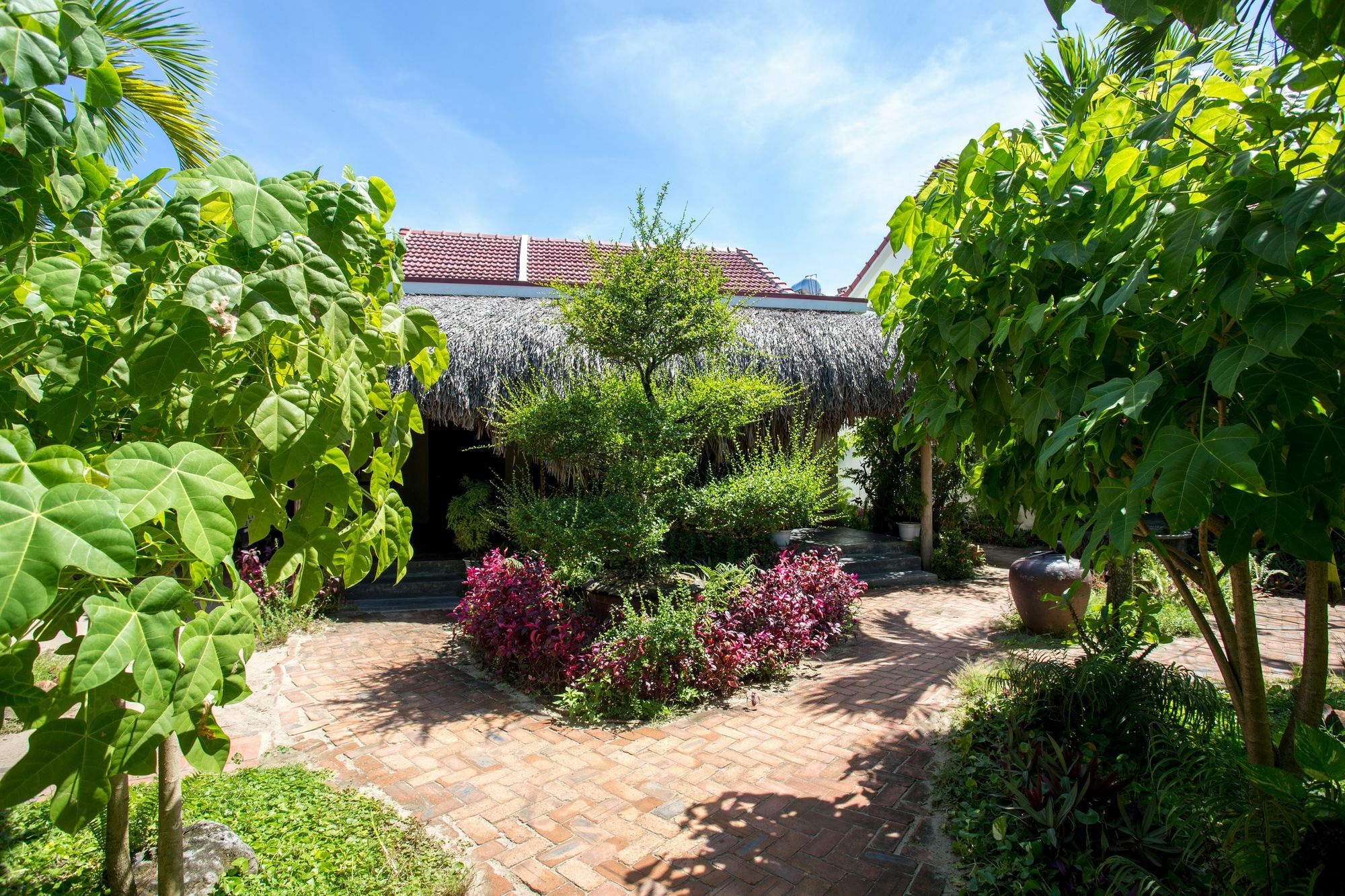 Red Flower Cottages Homestay Hoi An Exterior foto